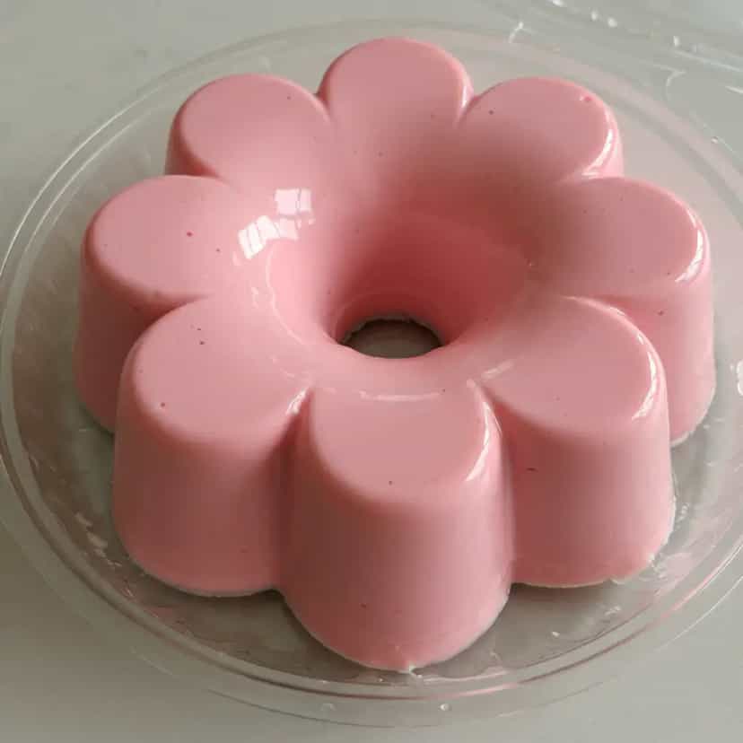 Foto deliciosa de Gelatina cremosa (melhor que mousse) pronta para servir - Doces Gelados & Sorvetes