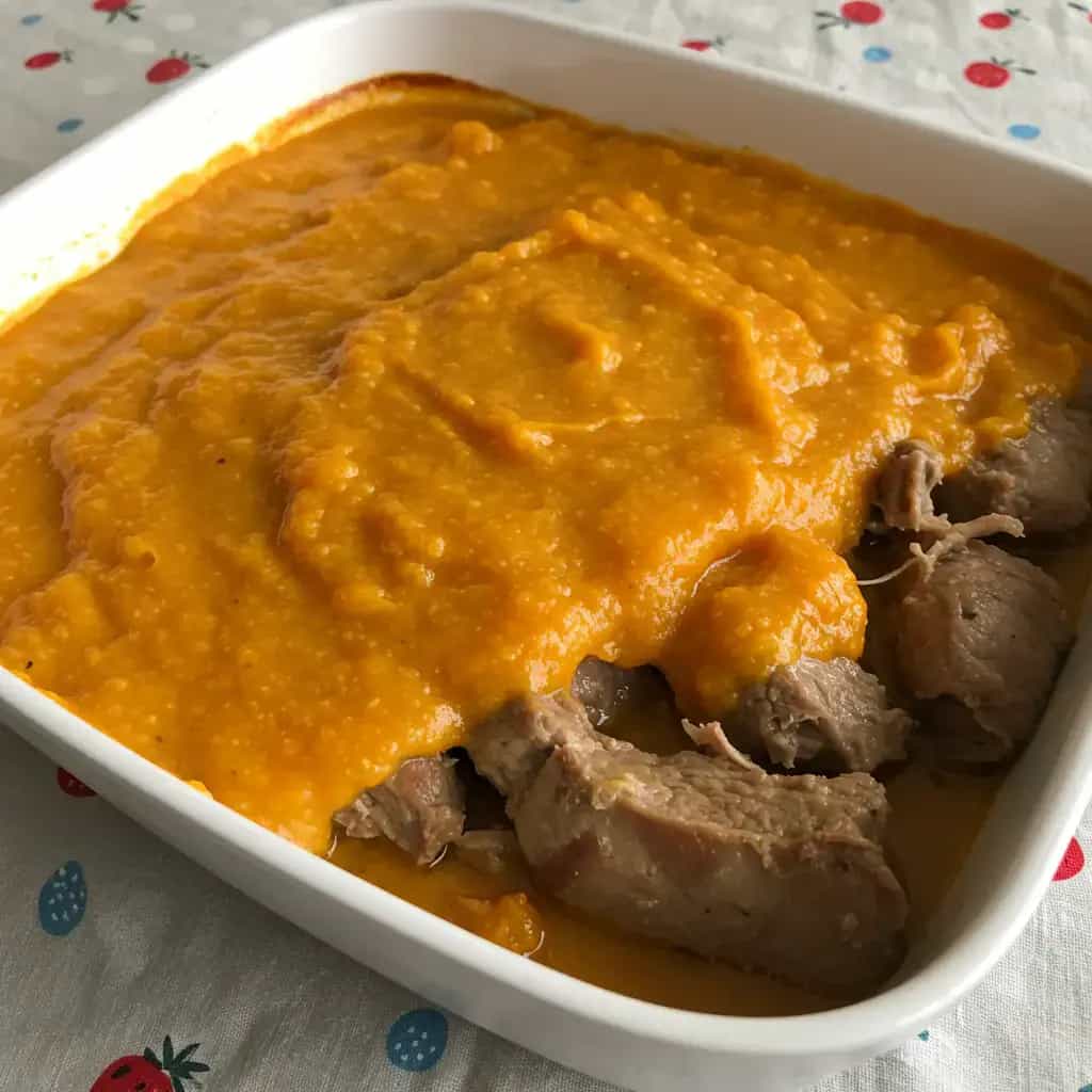 Lagarto ao Molho de Cenoura