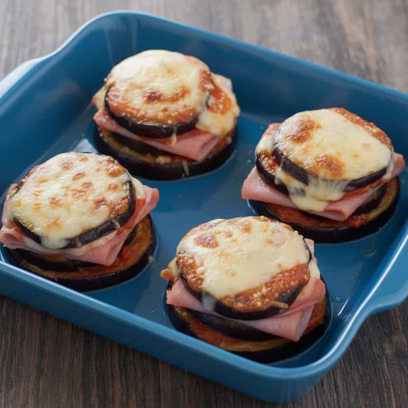 Foto deliciosa de Lasanha de Berinjela pronta para servir - Massas & Macarrão