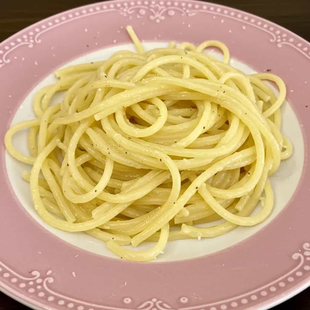 Macarrão na manteiga
