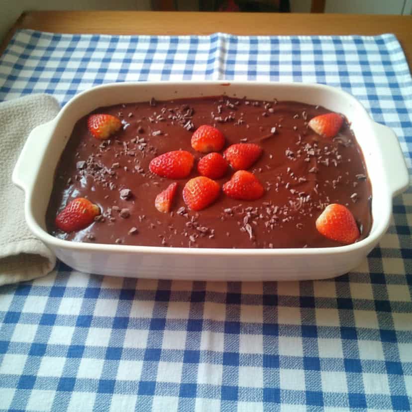 Foto deliciosa de Mousse de Bombom pronta para servir - Pudins & Cremes
