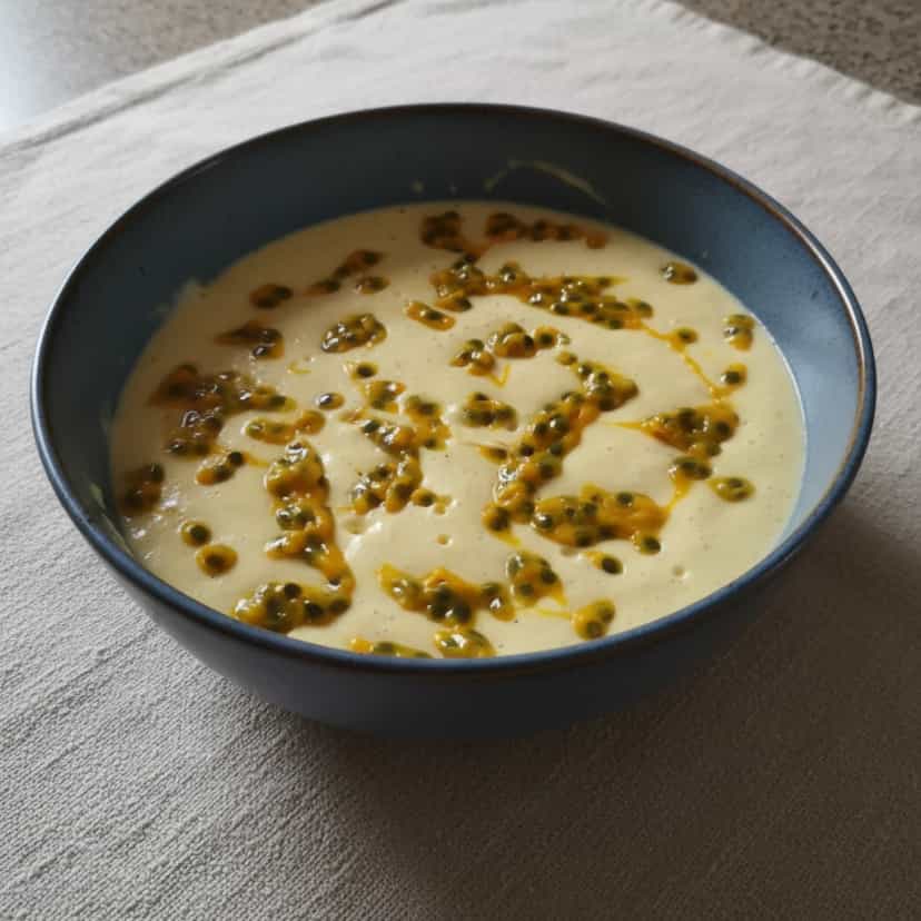 Foto deliciosa de Mousse de Maracujá Cremosa pronta para servir - Pudins & Cremes