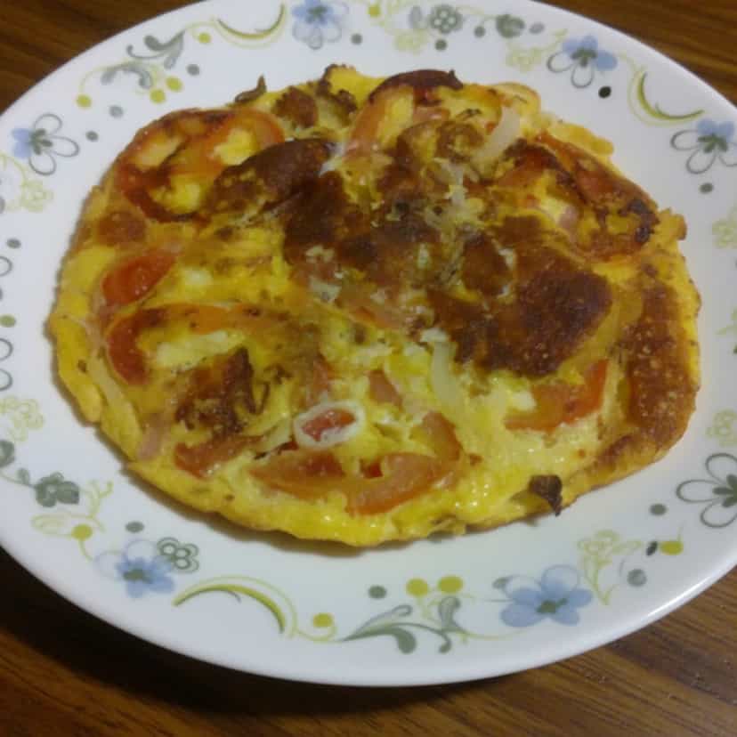 Foto deliciosa de Omelete de Mussarela e Tomate pronta para servir - Outras Receitas