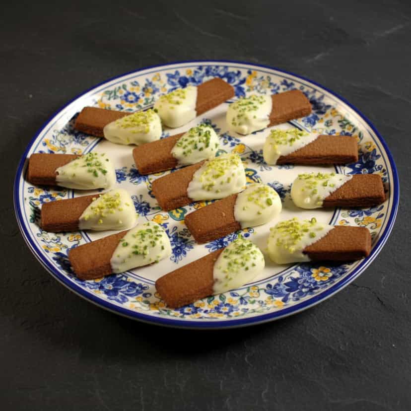 Foto deliciosa de Palitinhos de Chocolate para a Torcida pronta para servir - Outras Receitas