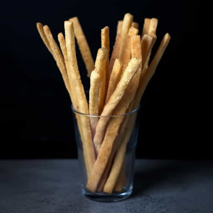 Foto deliciosa de Palitos de Queijo Assados pronta para servir - Salgadinhos