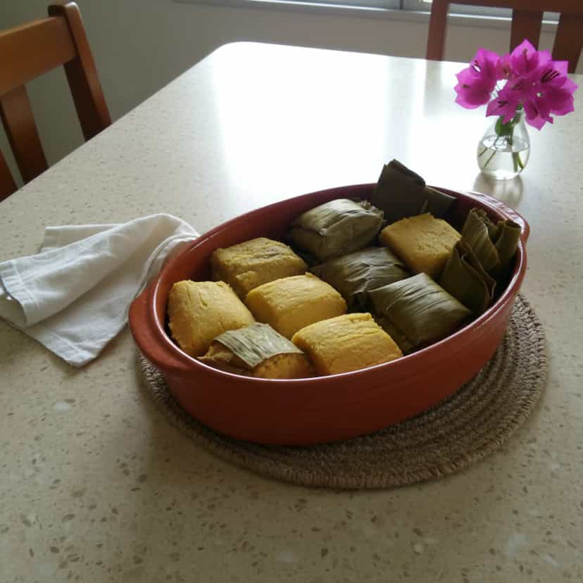Foto deliciosa de Pamonha Cremosa com Queijo Minas pronta para servir - Lanches de Padaria