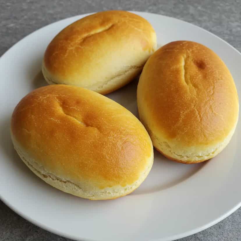 Foto deliciosa de Pão Caseiro Sovado pronta para servir - Lanches de Padaria