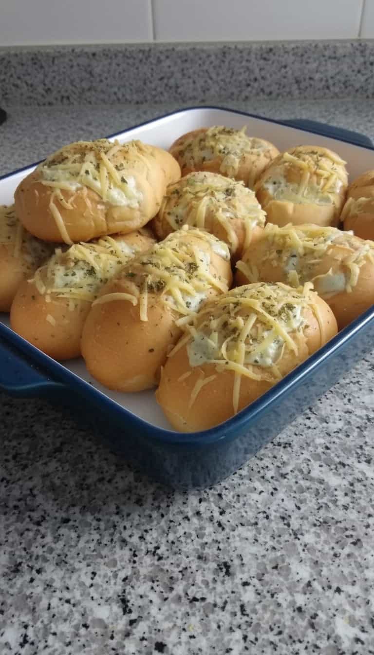 Foto deliciosa de Pão de Alho da Maria Helena Dias Reis pronta para servir - Lanches de Padaria