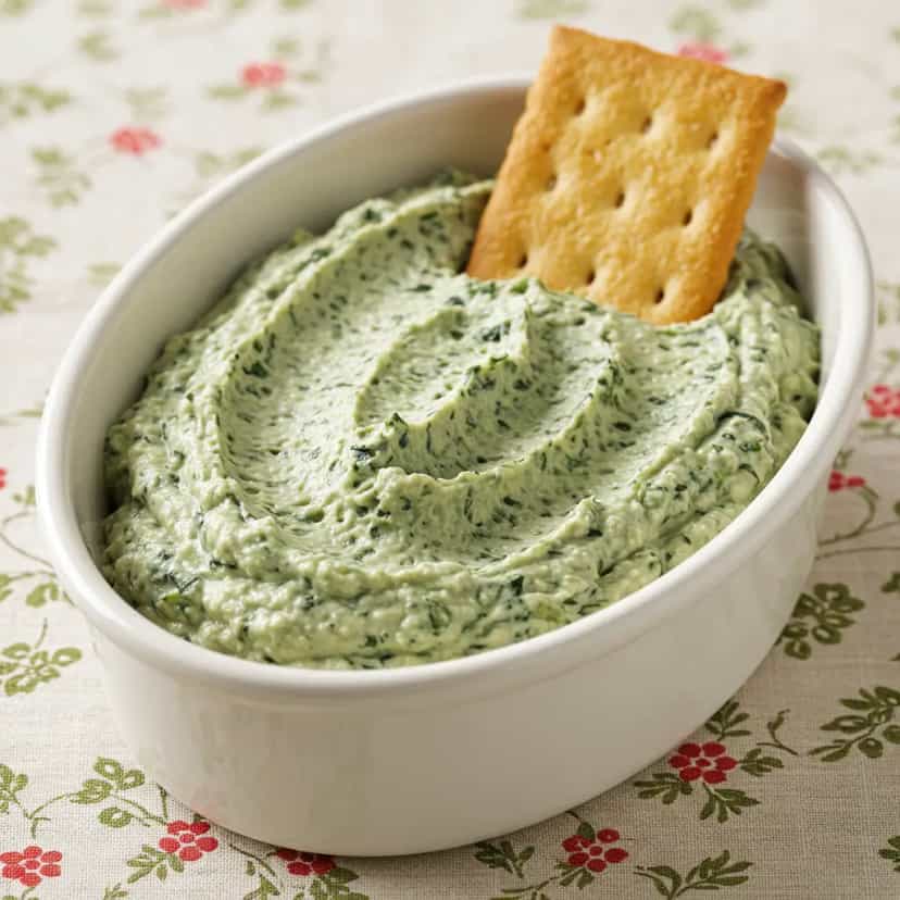 Foto deliciosa de Patê Light de Ricota com Espinafre pronta para servir - Pastas & Patês