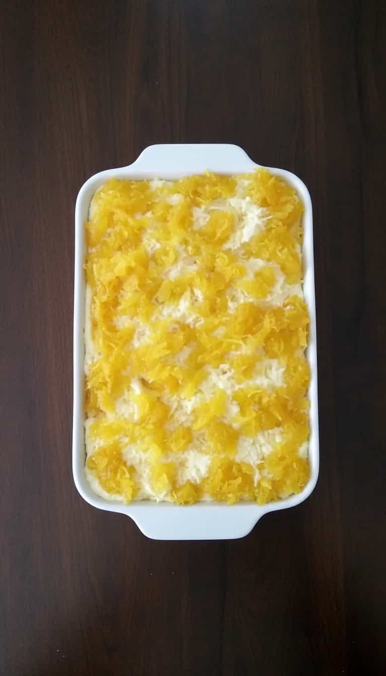 Foto deliciosa de Pavê de Abacaxi Cremoso pronta para servir - Pudins & Cremes