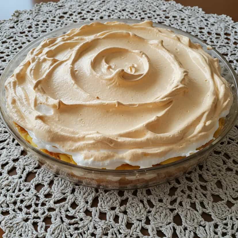 Foto deliciosa de Pavê de Banana pronta para servir - Pudins & Cremes