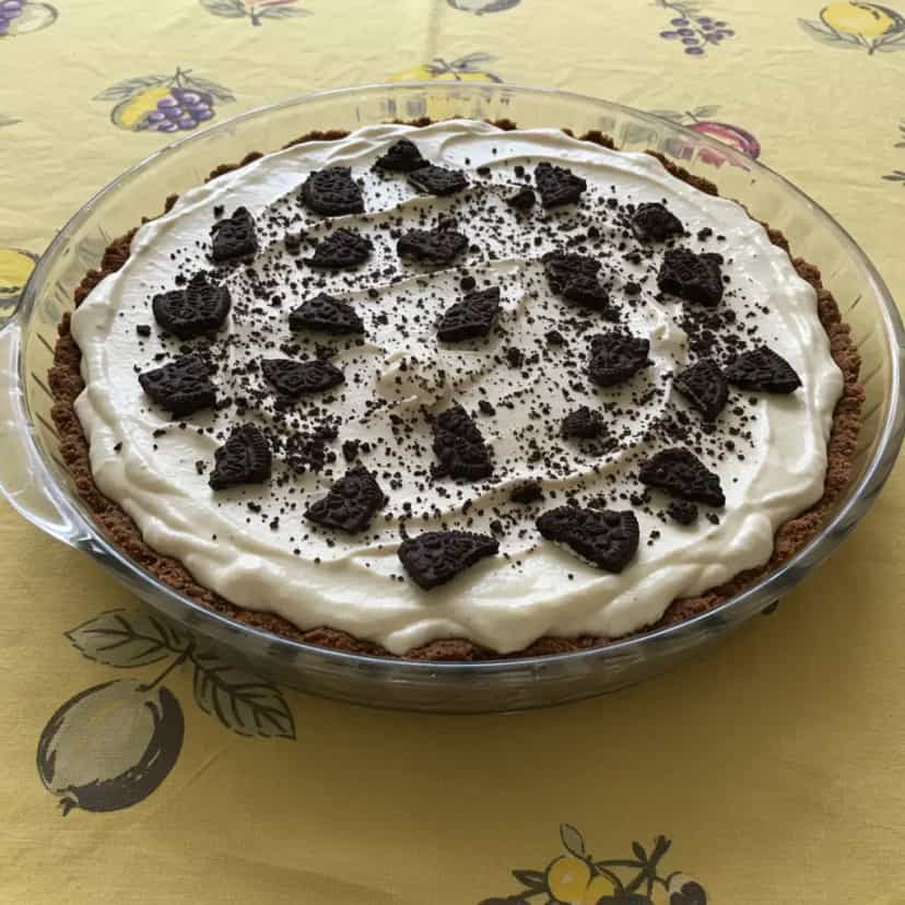 Foto deliciosa de Pavê Três Sabores pronta para servir - Pudins & Cremes