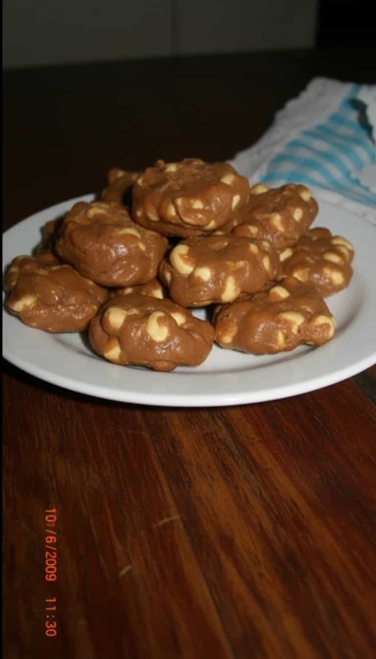 Foto deliciosa de Pé-de-Moleque Caseiro pronta para servir - Outras Receitas