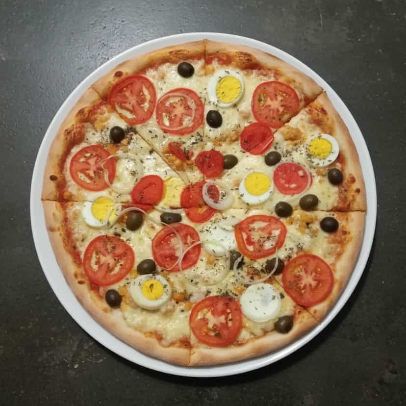 Foto deliciosa de Pizza de Massa Árabe pronta para servir - Outras Receitas
