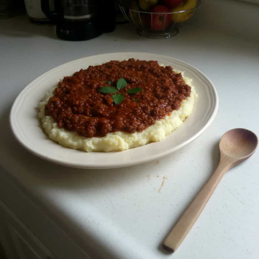 Foto deliciosa de Polenta Cremosa com Manteiga pronta para servir - Almoço & Jantar