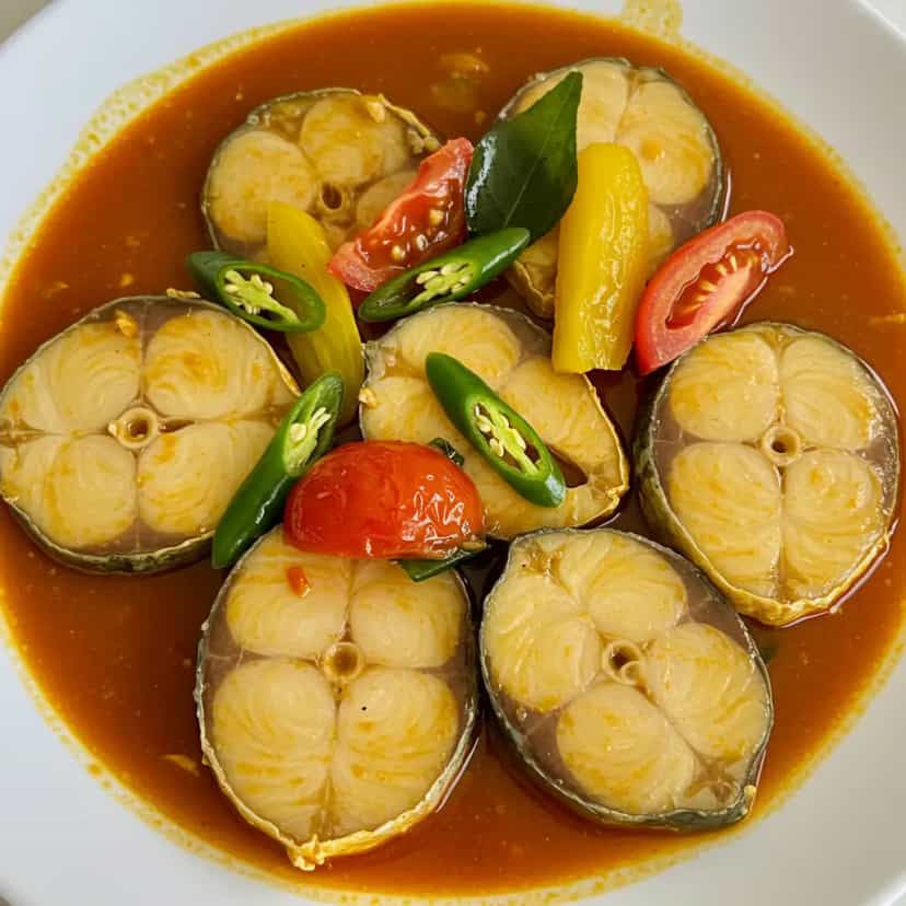 Foto deliciosa de Posta de Cação pronta para servir - Peixes & Frutos do Mar