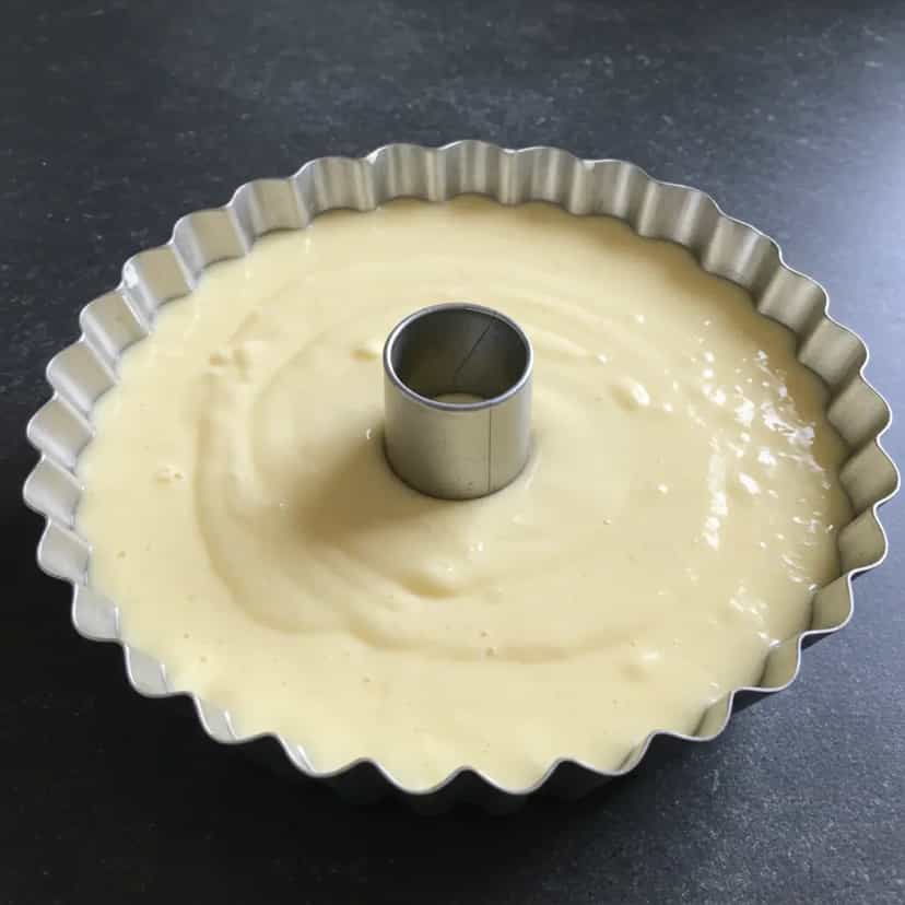 Foto deliciosa de Pudim Cremoso de Leite Condensado pronta para servir - Pudins & Cremes
