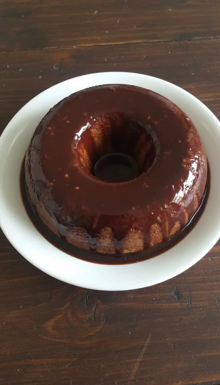 Foto deliciosa de Pudim de Leite Condensado Congelado pronta para servir - Pudins & Cremes