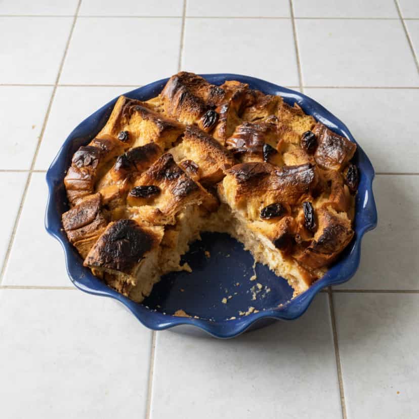 Foto deliciosa de Pudim de Pão Diet com Canela pronta para servir - Pudins & Cremes