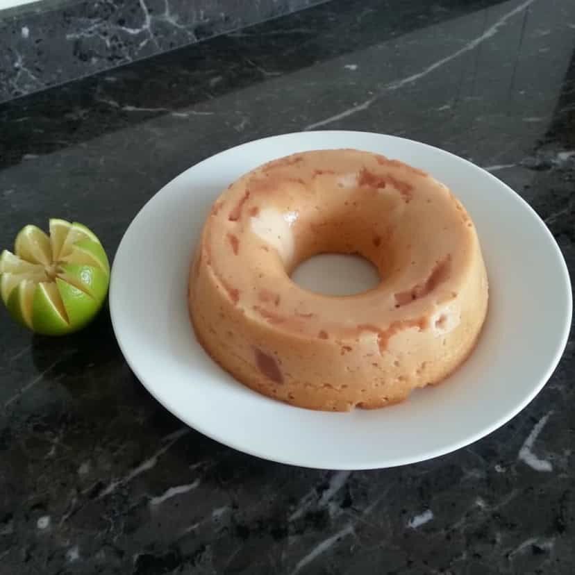 Foto deliciosa de Pudim de Pão e Laranja pronta para servir - Pudins & Cremes