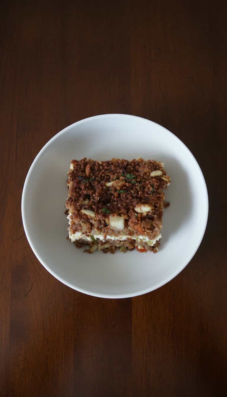 Foto deliciosa de Quibe de forno recheado pronta para servir - Pratos Brasileiros Icônicos