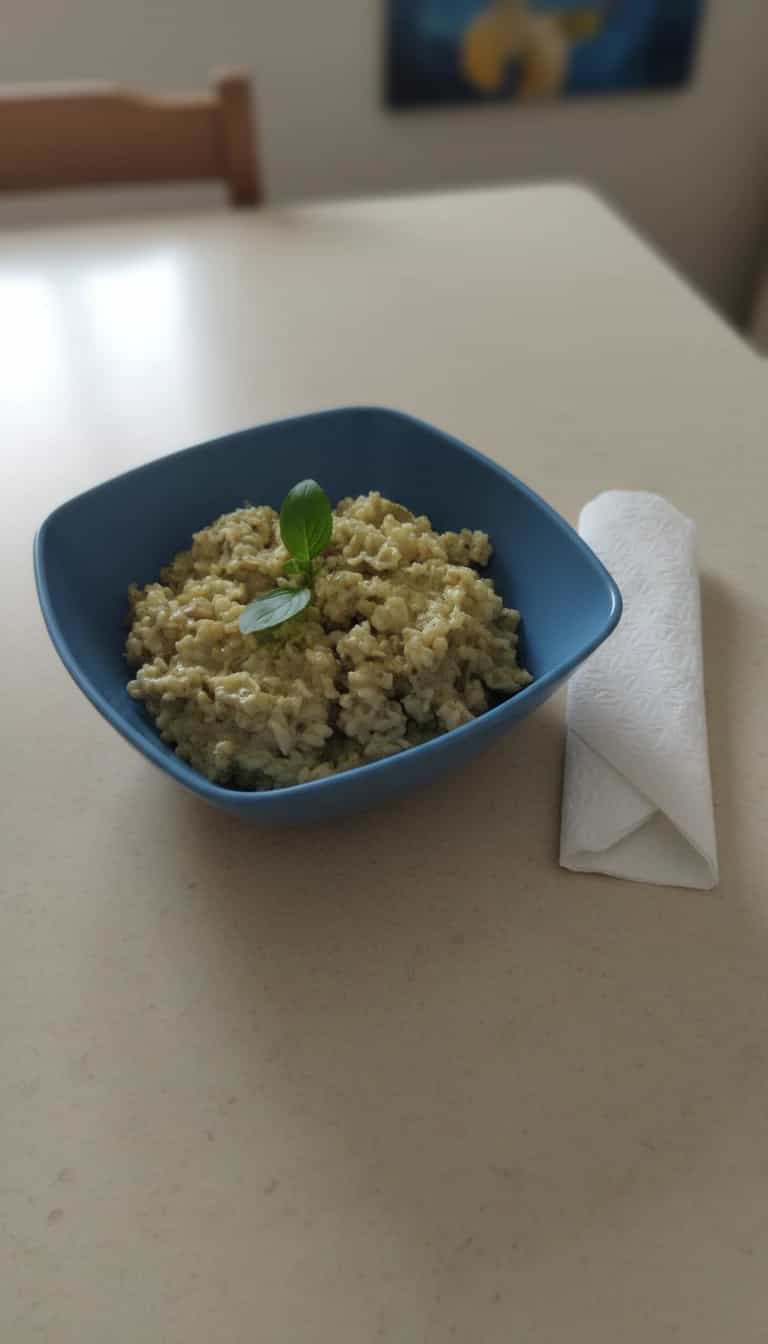 Foto deliciosa de Risoto de Pesto com Parmesão pronta para servir - Massas & Macarrão