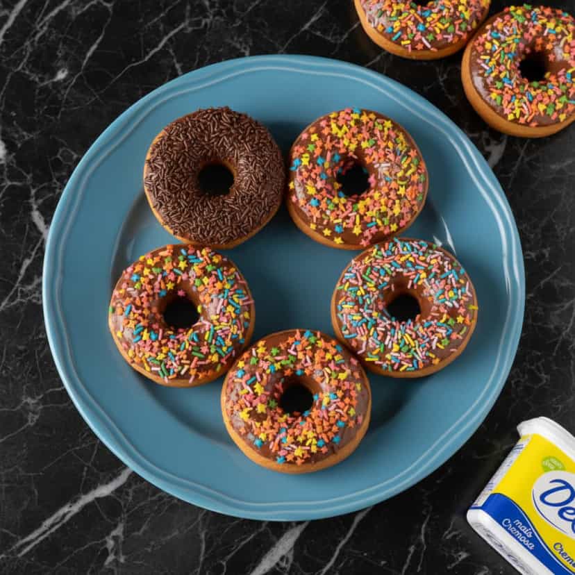 Foto deliciosa de Rosquinhas de Chocolate Caseiras pronta para servir - Outras Receitas