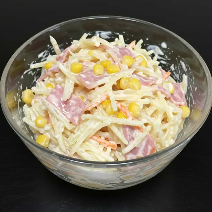 Foto deliciosa de Salpicão Clássico pronta para servir - Outras Receitas