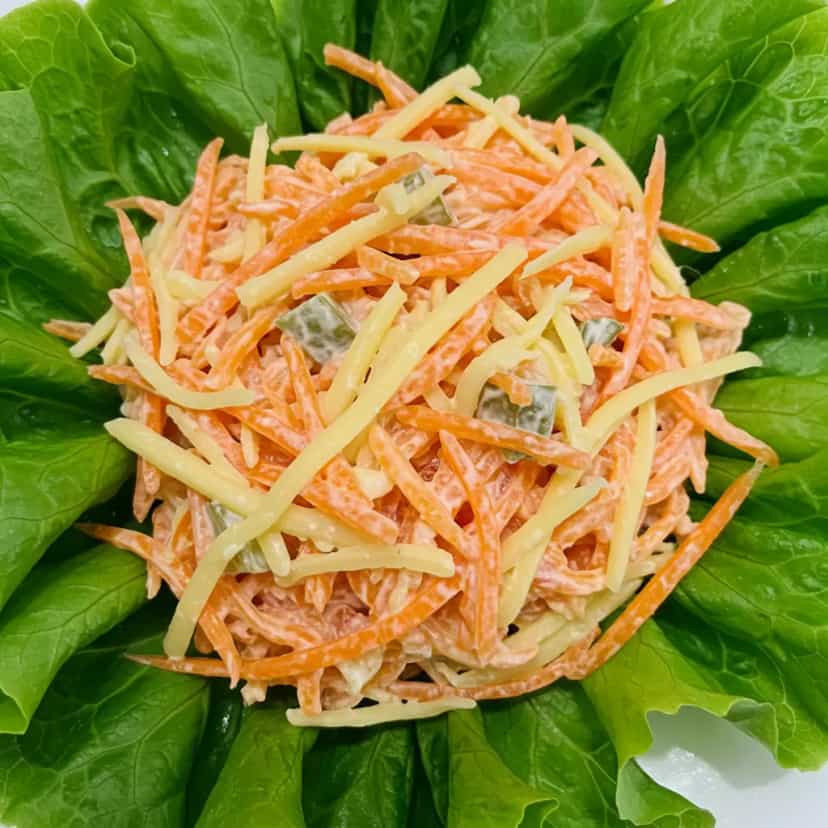 Foto deliciosa de Salpicão de frios delicioso pronta para servir - Saladas