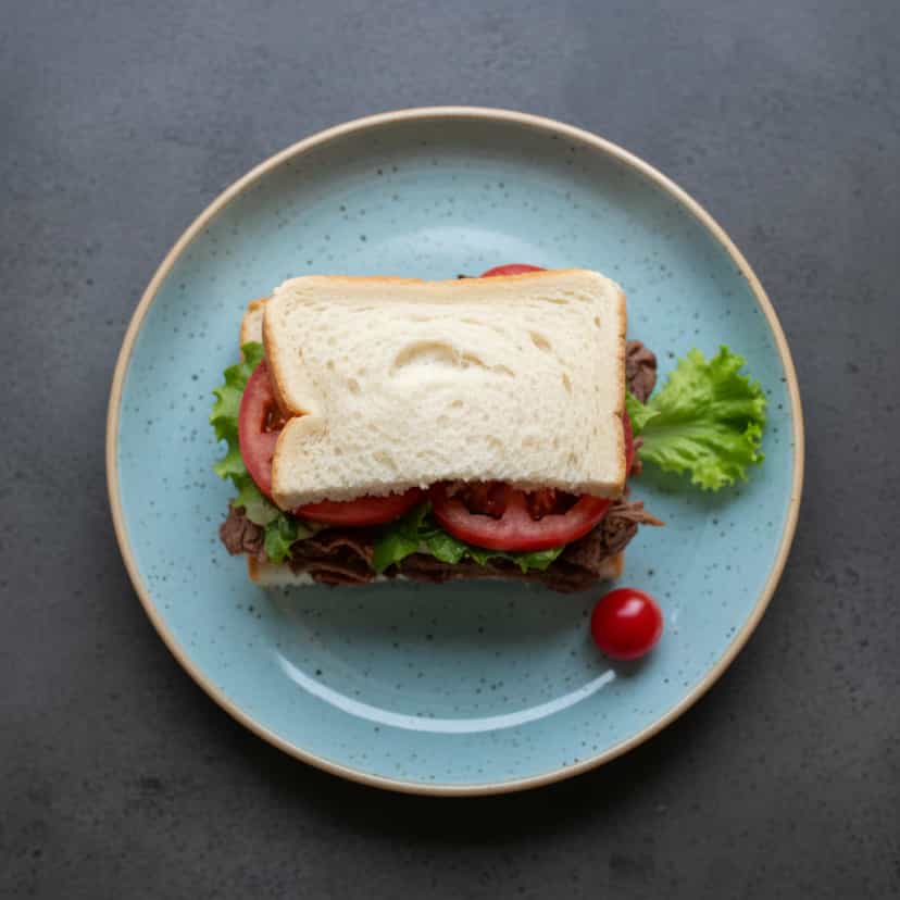 Foto deliciosa de Sanduíche de Carne Moída pronta para servir - Salgadinhos