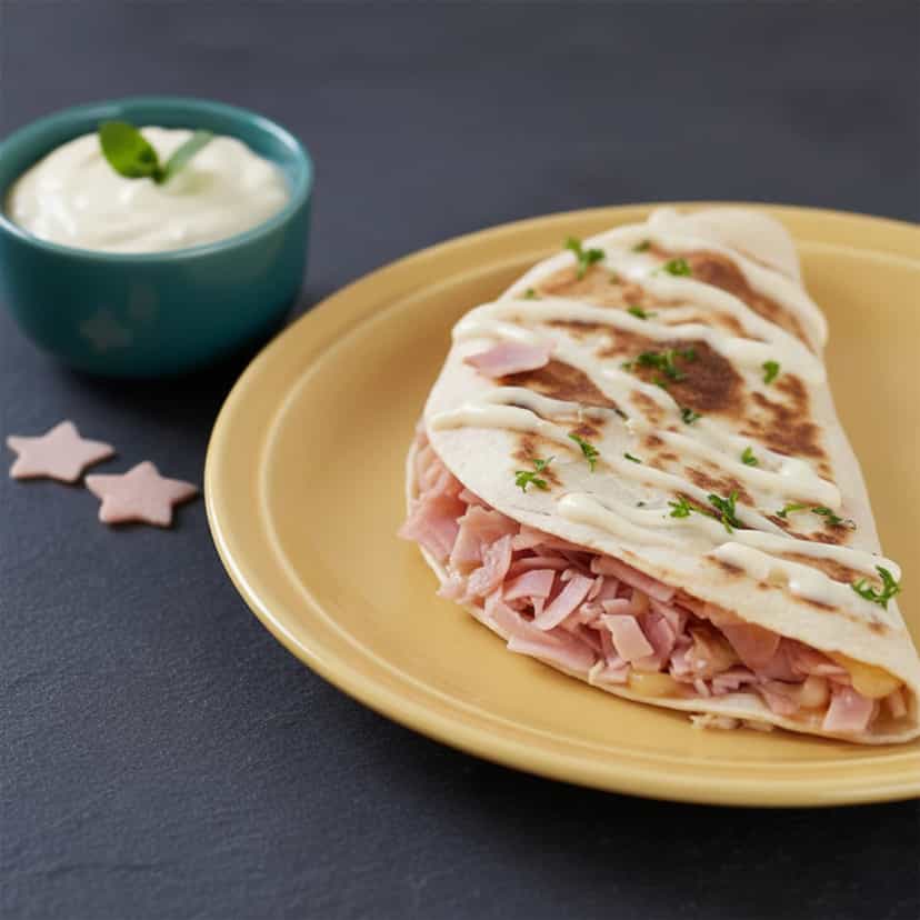 Foto deliciosa de Sanduíche Francês pronta para servir - Lanches de Padaria