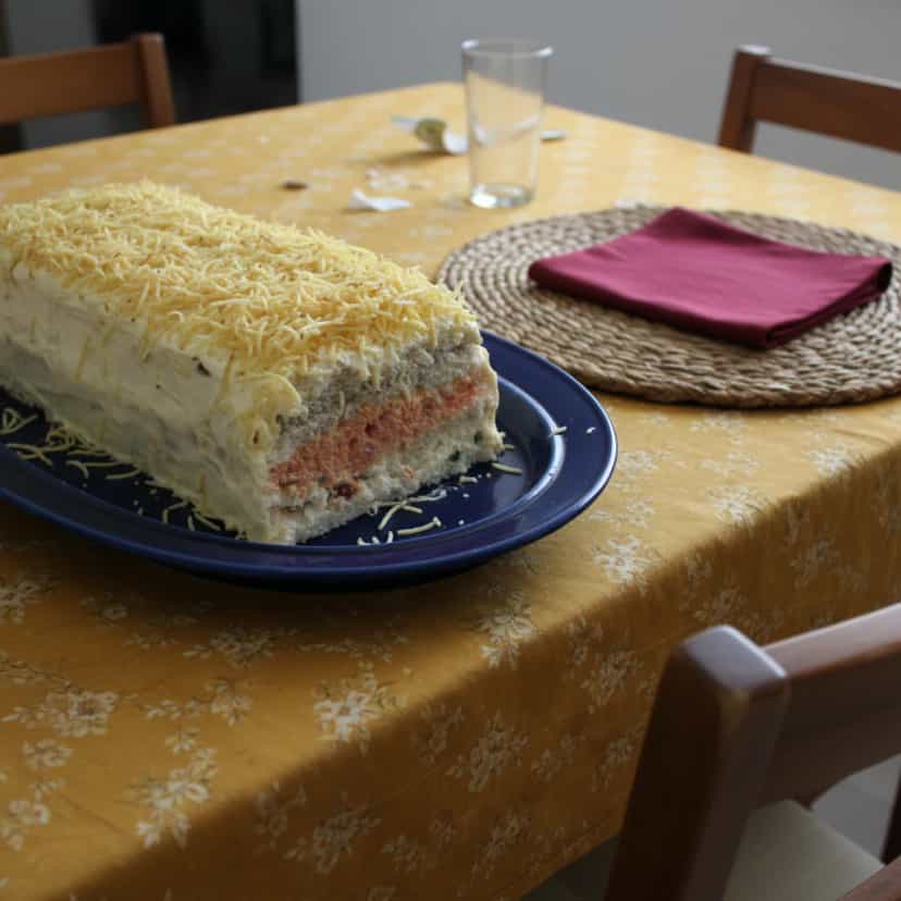 Foto deliciosa de Sanduíche Gelado de Frango pronta para servir - Outras Receitas
