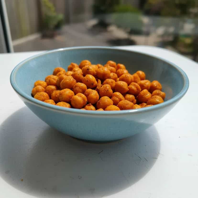 Foto deliciosa de Snack de Grão-de-Bico Assado pronta para servir - Snacks Assados