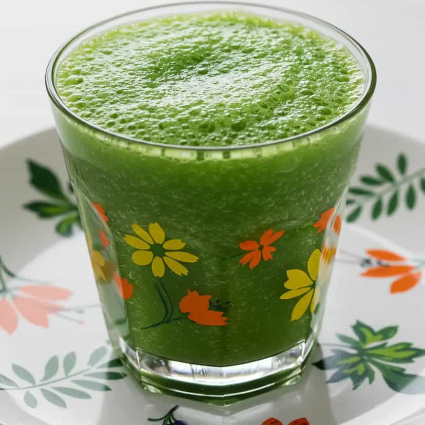 Foto deliciosa de Suco Detox Refrescante pronta para servir - Sucos & Smoothies
