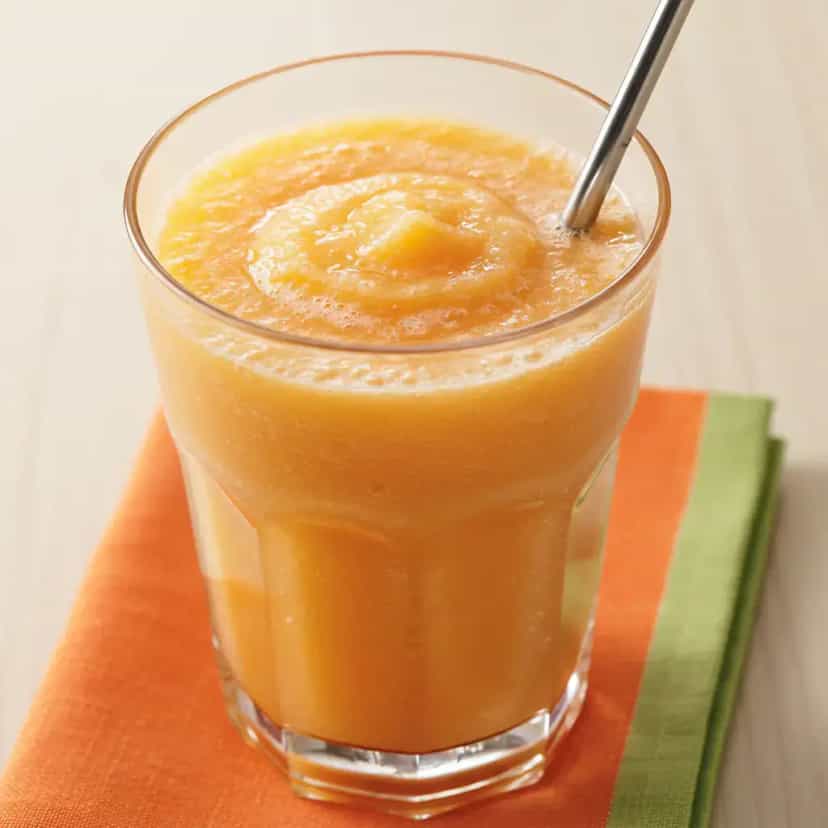 Foto deliciosa de Suco Refrescante de Manga e Melancia pronta para servir - Sucos & Smoothies