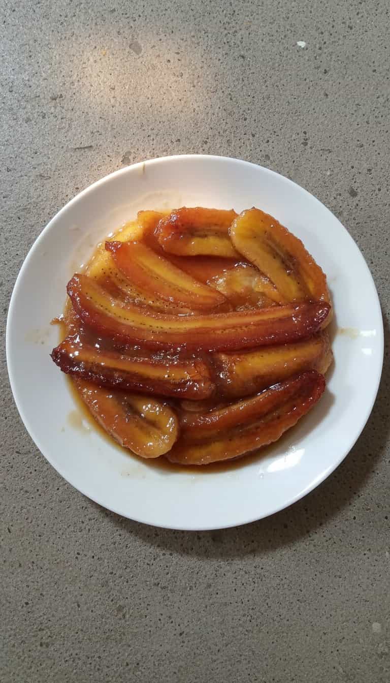 Foto deliciosa de Torta de Banana com Canela pronta para servir - Tortas & Tortinhas