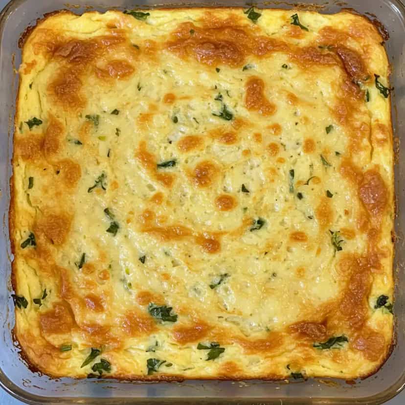 Foto deliciosa de Torta de espinafre fit pronta para servir - Lanches de Padaria