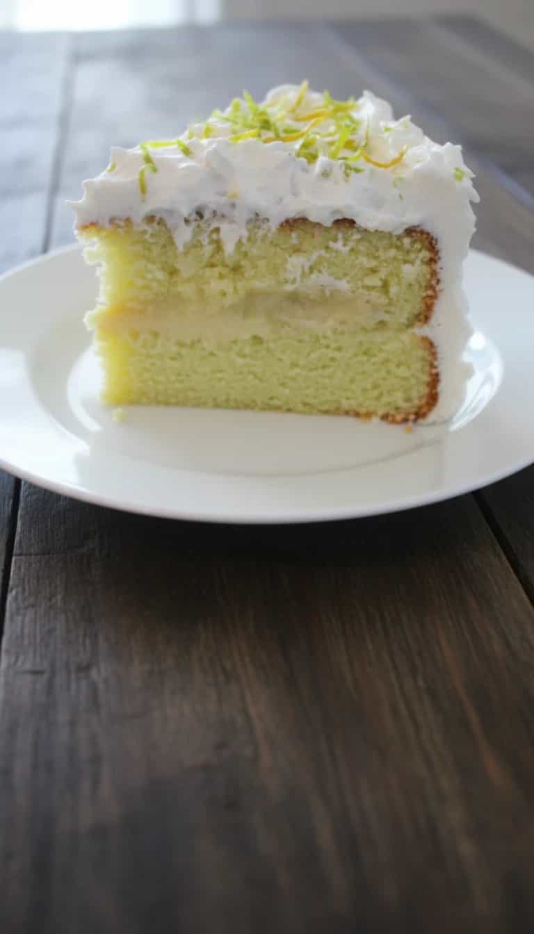 Foto deliciosa de Torta de Laranja com Cremoso de Coco pronta para servir - Tortas & Tortinhas