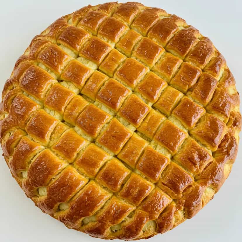 Foto deliciosa de Torta de palmito (massa podre) pronta para servir - Tortas Salgadas