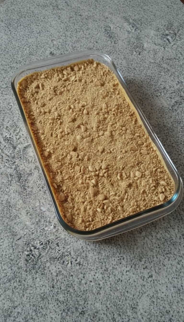 Foto deliciosa de Torta Gelada de Bolacha Maria pronta para servir - Tortas & Tortinhas