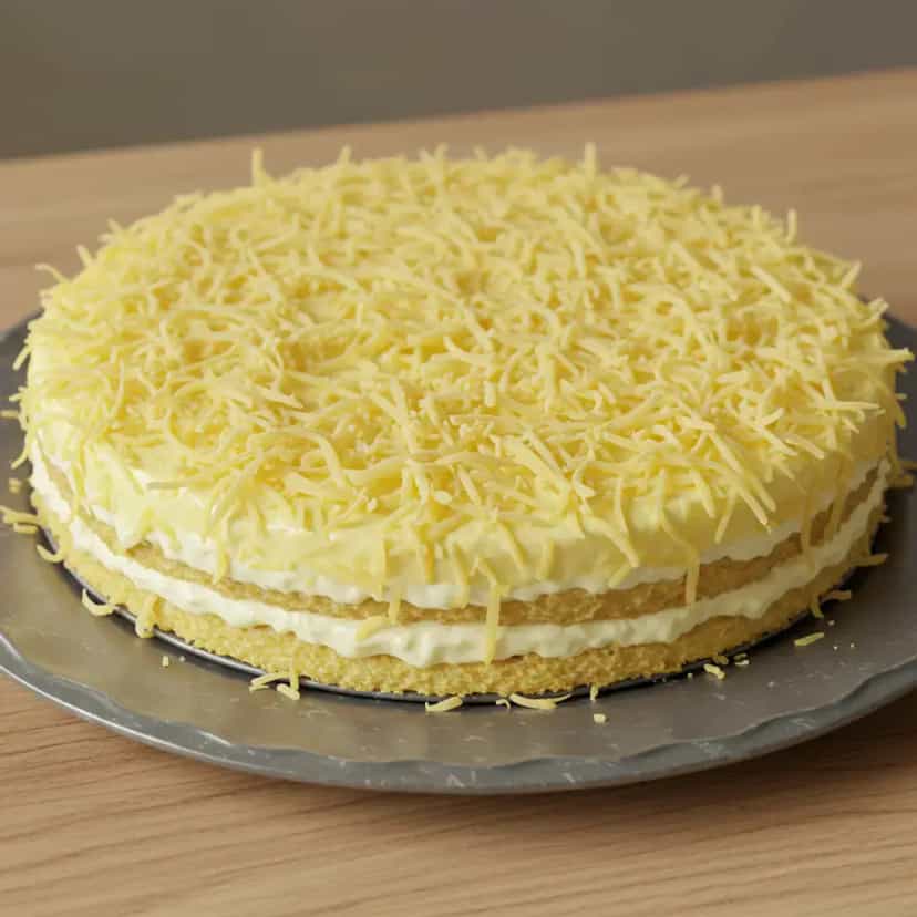 Foto deliciosa de Torta Gelada de Leite Condensado pronta para servir - Tortas & Tortinhas