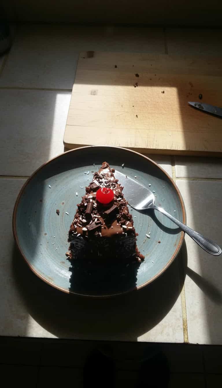 Foto deliciosa de Torta Prestígio Clássica pronta para servir - Tortas & Tortinhas