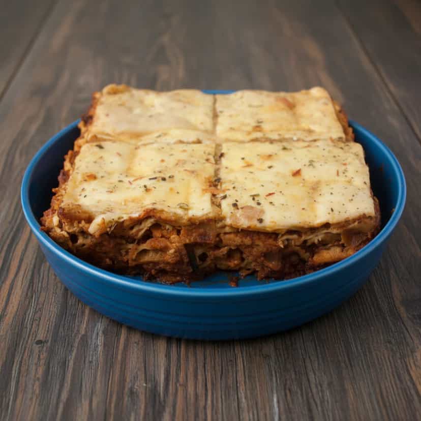 Foto deliciosa de Torta Salgada de Água e Sal pronta para servir - Salgadinhos