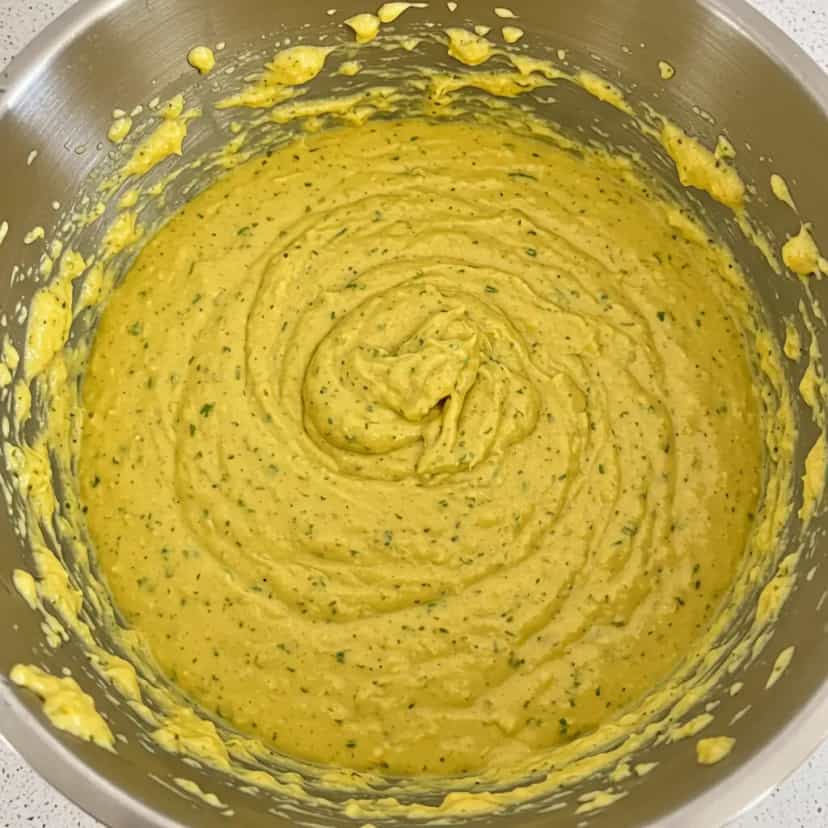 Foto deliciosa de Vatapá de frango da Elena pronta para servir - Pratos Brasileiros Icônicos