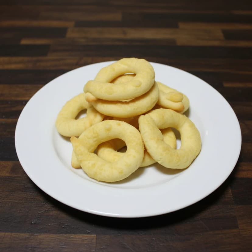 Foto deliciosa de Biscoitos de Polvilho e Parmesão pronta para servir