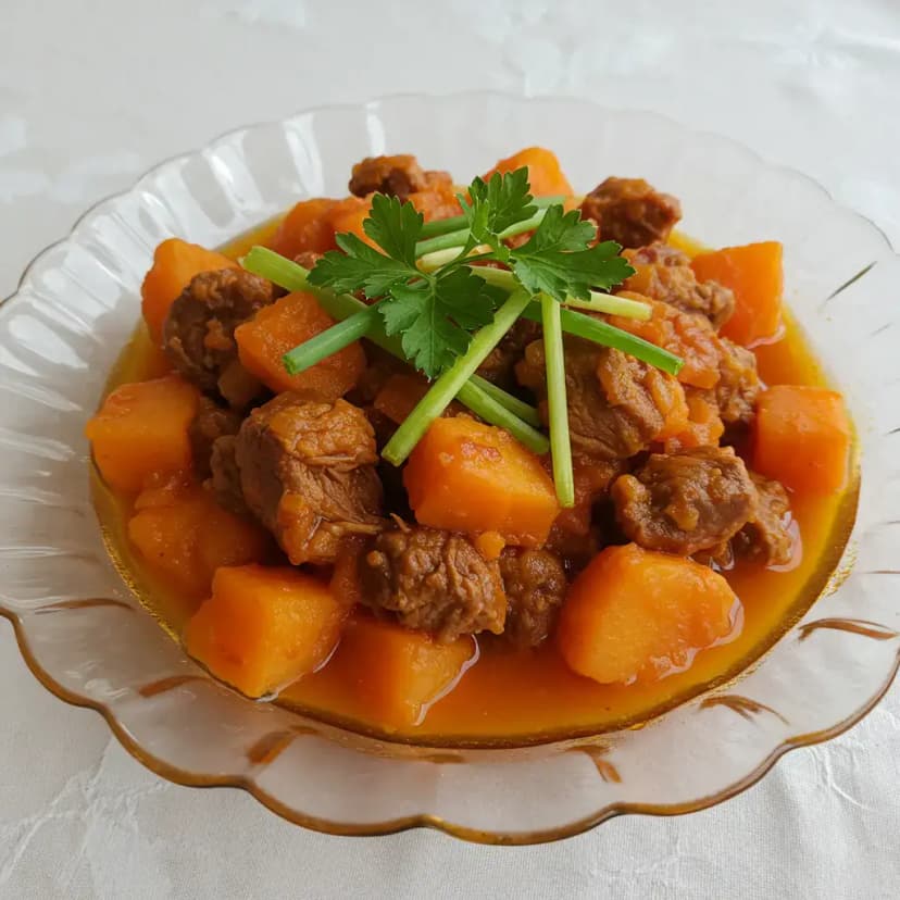 Caldo de Mocotó com Mandioca