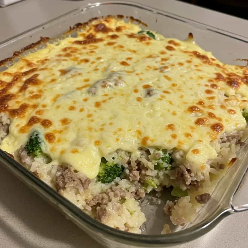 Foto deliciosa de Arroz de Forno Cremoso com Filé Mignon pronta para servir - Carnes & Frango