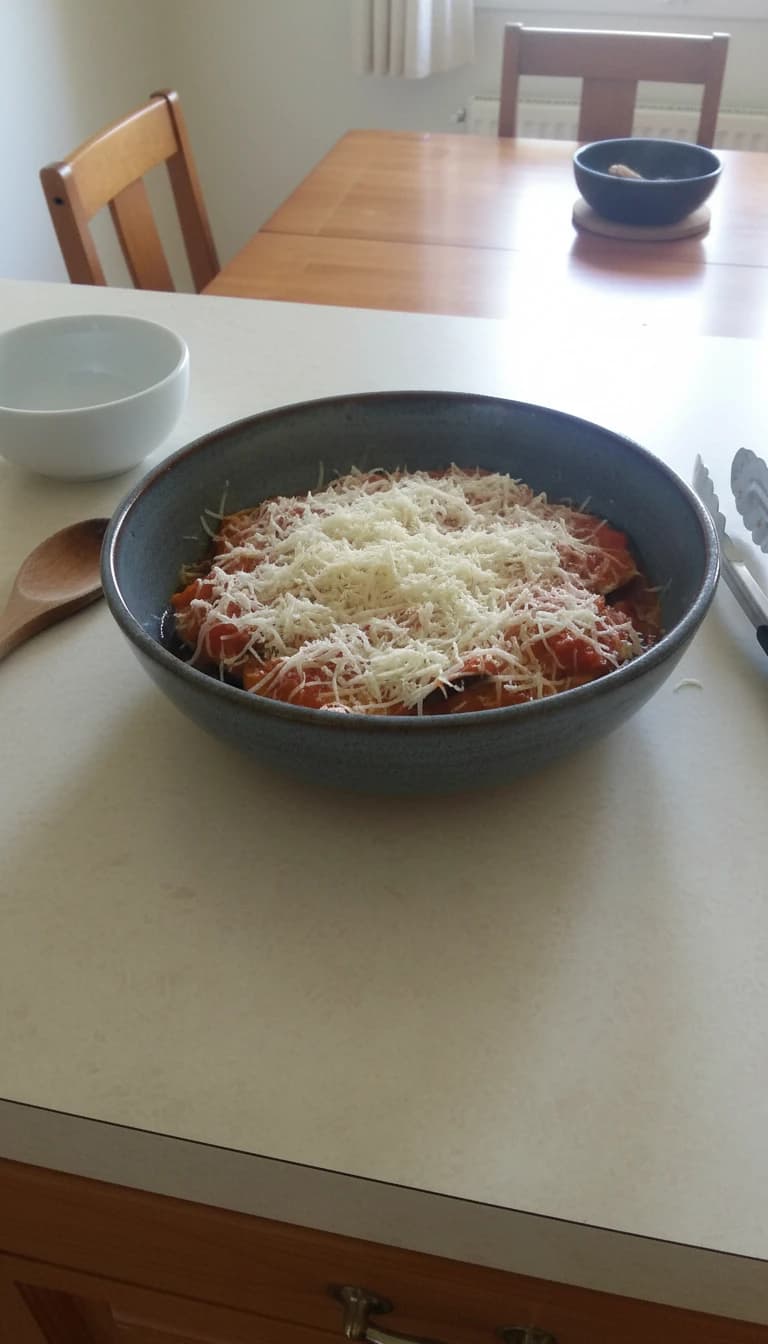Berinjela Rústica ao Forno com Molho de Tomate