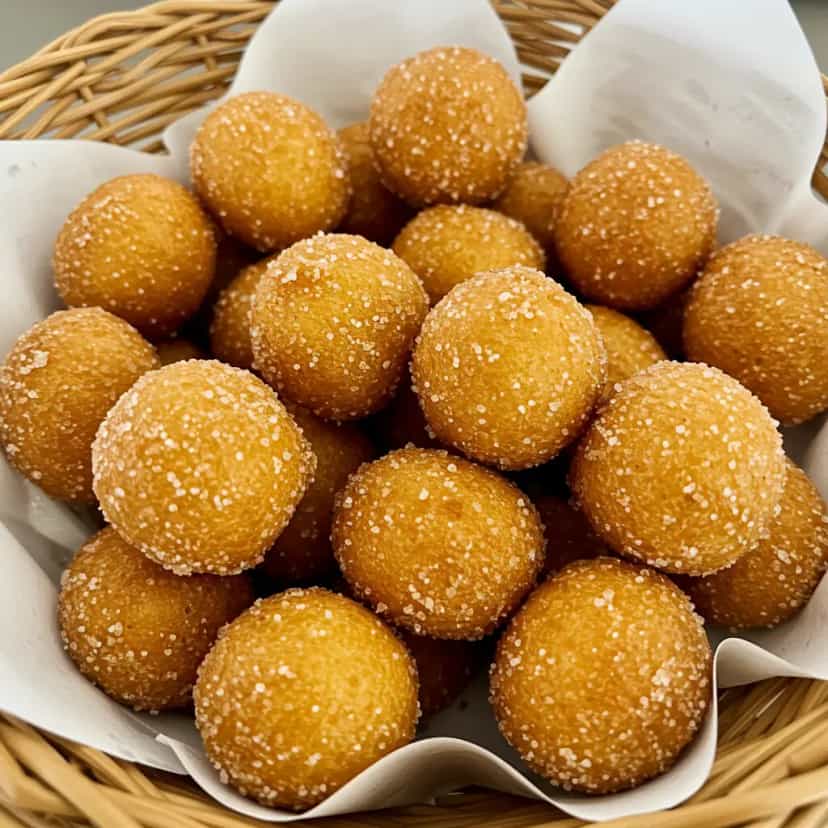Foto deliciosa de Bolinhos de Chuva Rápidos pronta para servir - Outras Receitas