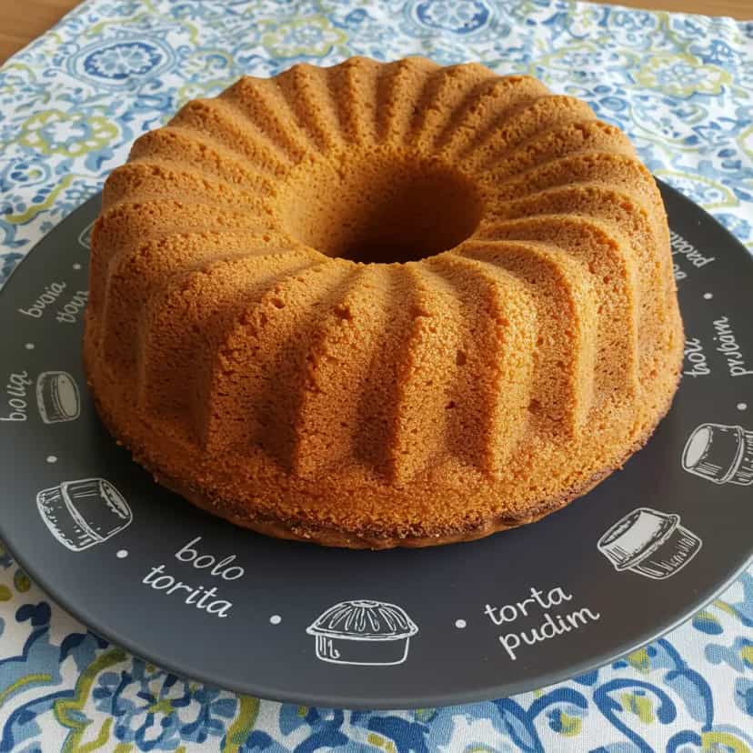 Foto deliciosa de Bolo Crocante de Maracujá pronta para servir - Bolos & Cupcakes